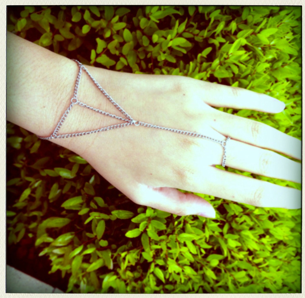 SALE Silver Recycled Metal 3 Triangle Web Chain Bracelet Ring Connector Handpiece