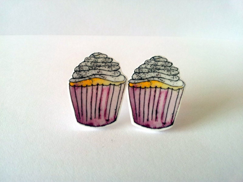 Cupcake earring, small shrink plastic,  hand illustrated pink and cream stud