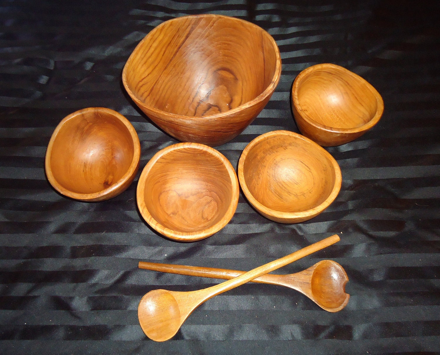 NEW in Box Vintage Teakwood Salad Bowls Serving Set by Dolphin