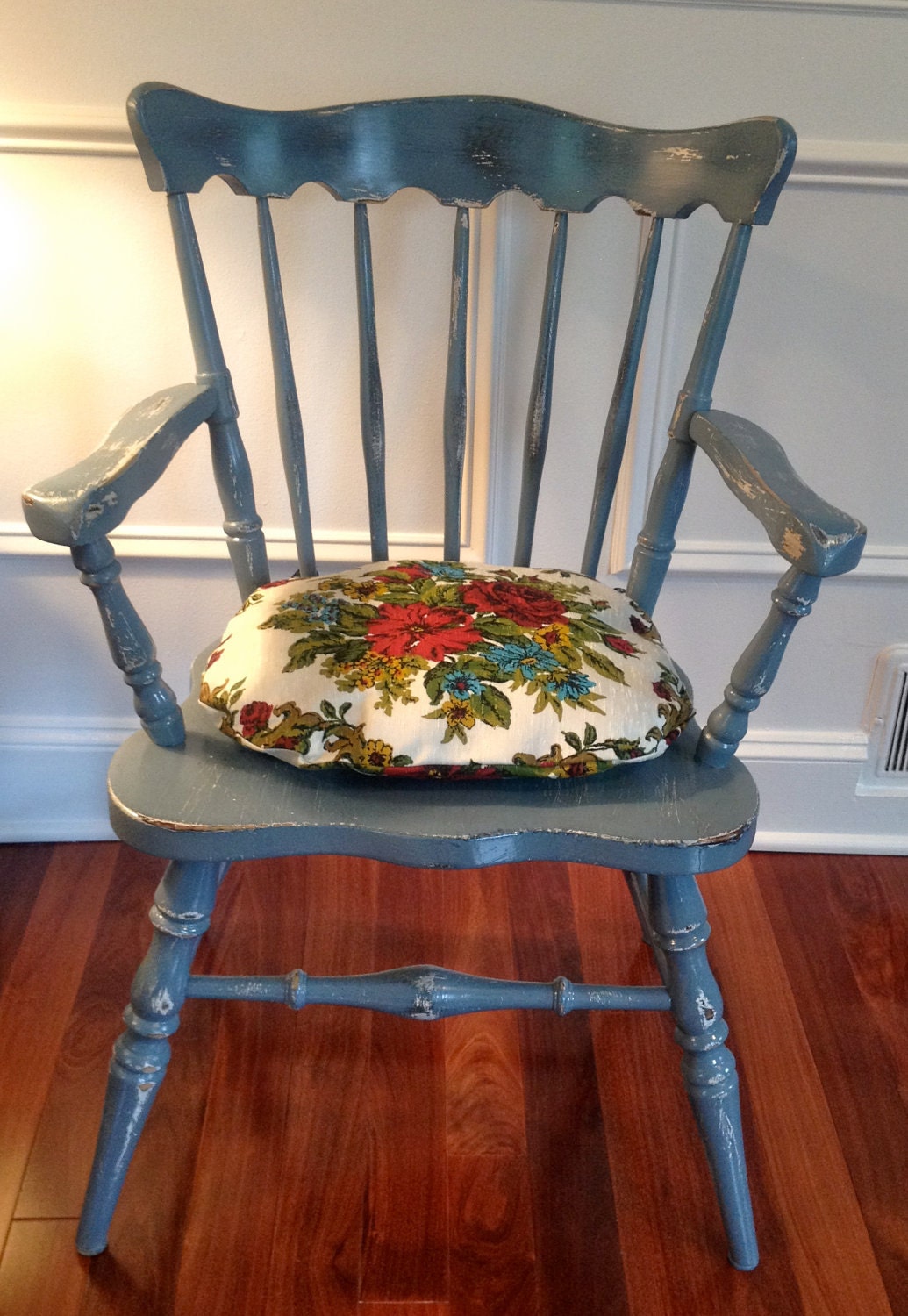 Solid Wood Vintage Arm Chair