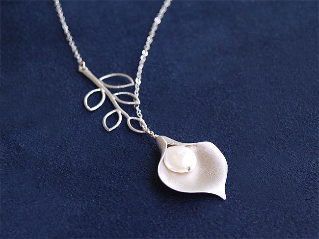 Wedding Jewelry - Lily Necklace with Branch and Pearl - Calla Lily - Bride Necklace - Coin Pearl - Sterling Silver Chain - Wedding Jewelry