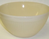 Anchor Hocking Fire King Ivory JANE RAY 7 1/2 Inch RIBBED Bowl
