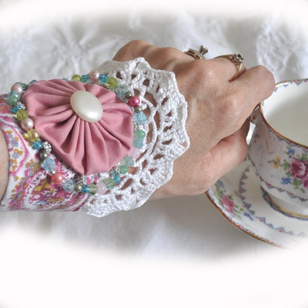 SALE Wrist Cuff, Vintage-inspired, Pink Paisley, Crochet, Beads fabric bracelet, Pink Blue Green Pastels Cuff, Rose Pink, ooak