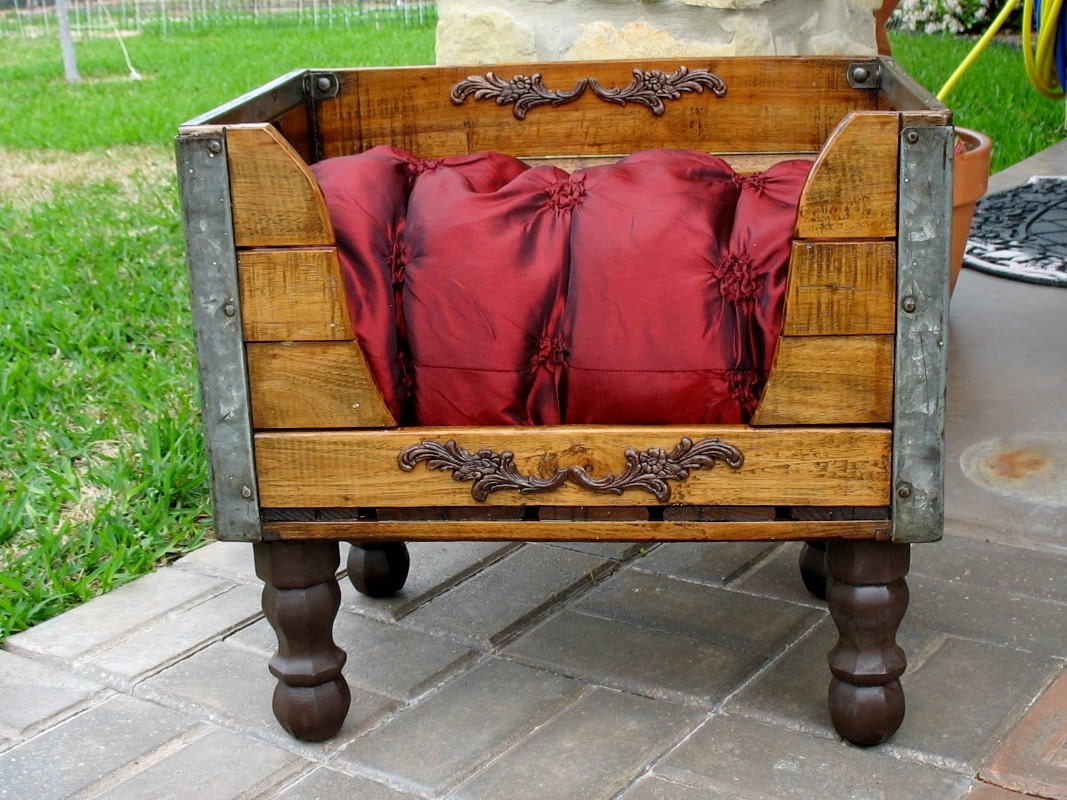 LAST ONE........Dog Bed Cat Bed Pet Bed Wooden 1958 Milk Crate Recycled Upcycled Antique