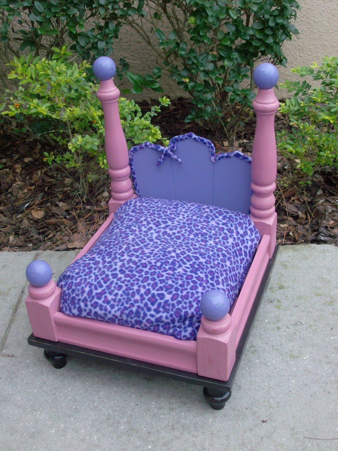 Hand Painted, Handmade Wood Dog/Pet Bed