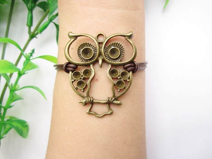 Owl bracelet,antique bronze bracelet, hollow-out lovely owl pendant,leather bracelet,alloy bracelet,owl jewelry