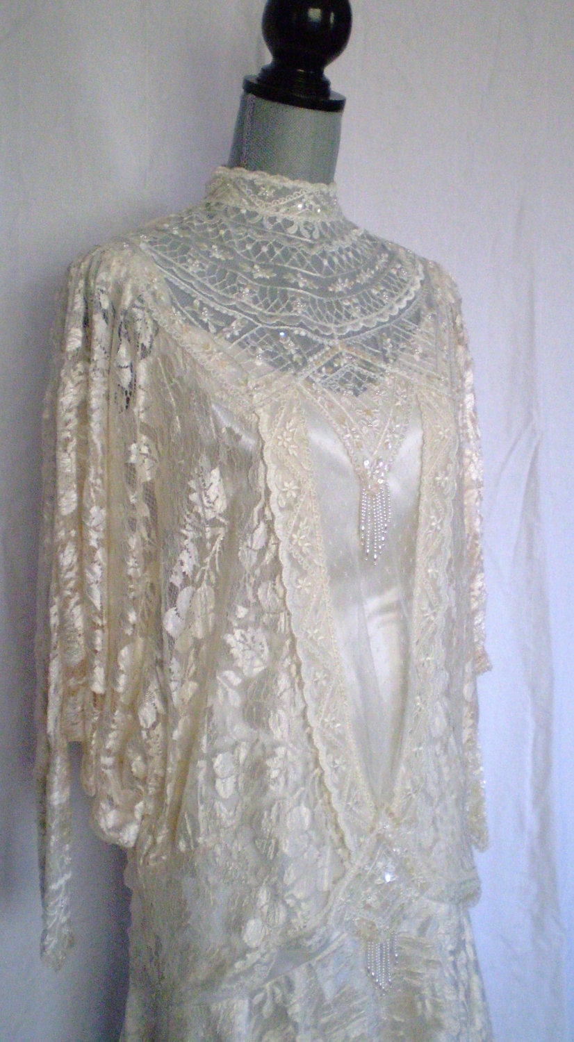 Vintage Victorian Wedding Dresses 112
