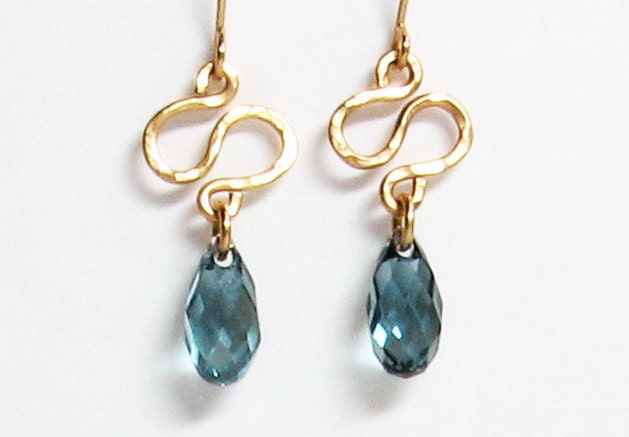 hammered 14k gold filled dangle earrings teardrop Swarovski crystal . fashion jewelry women and girls earrings