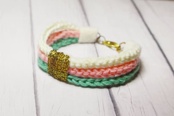 Three colors Crocheted Rope Bracelet - by qualified yarn and svelte golden chain wrap in center
