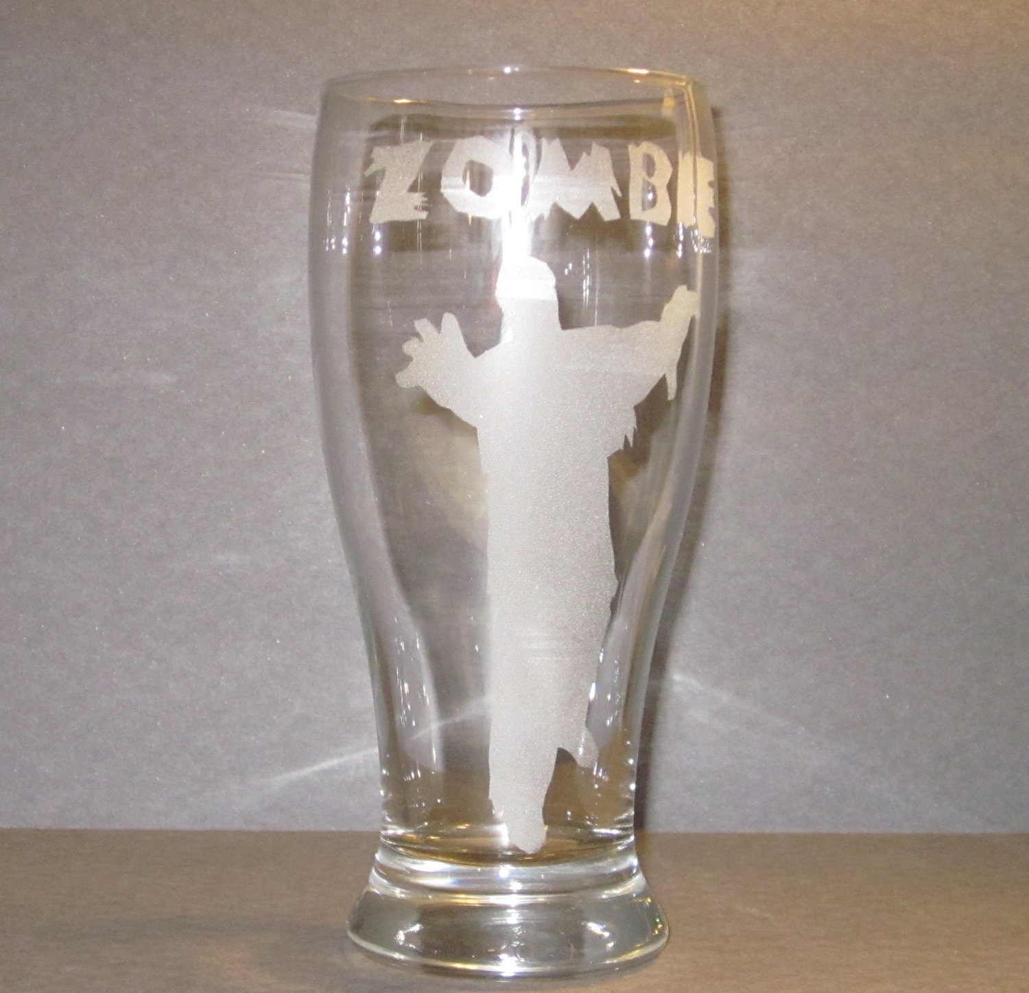 Etched Zombie Drinking Glass - Etched Zombie Pilsner Pub Weizen Beer Glass - Zombie Gift