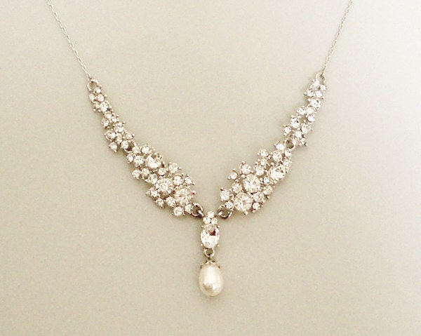 Rhinestone bridal necklace with swarovski pearl