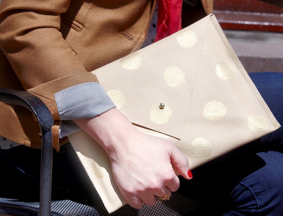 Avgvst leather clutch - bone & gold polka dots