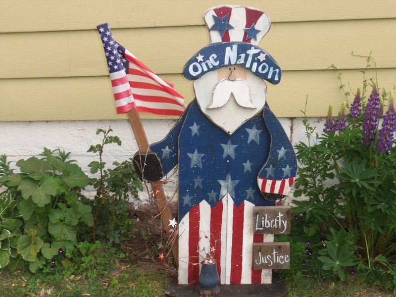 Standing Wood Uncle Sam Patriotic decoration, Uncle Sam Yard Decoration