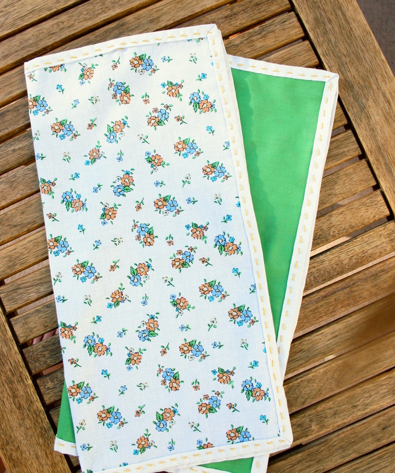 Dinner Time Napkins in Summer Splash - Set of 2