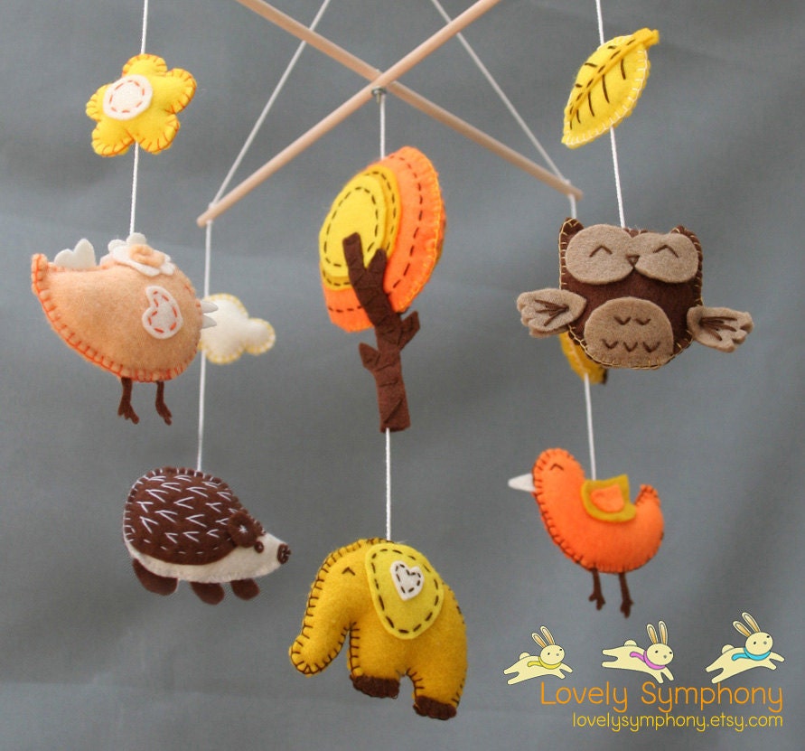 Autumn baby mobile- Forest baby mobile- Autumn animals mobile