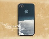 iPhone 5 case, Unique iPhone 4 case, iPhone 4s case, case for iPhone 4, sky and cloud pattern with apple logo B272
