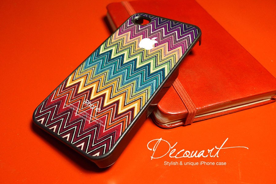 iPhone 5 case, iPhone 4 case, iPhone 4s case, case for iPhone 4, chevron navajo pattern with apple logo B287