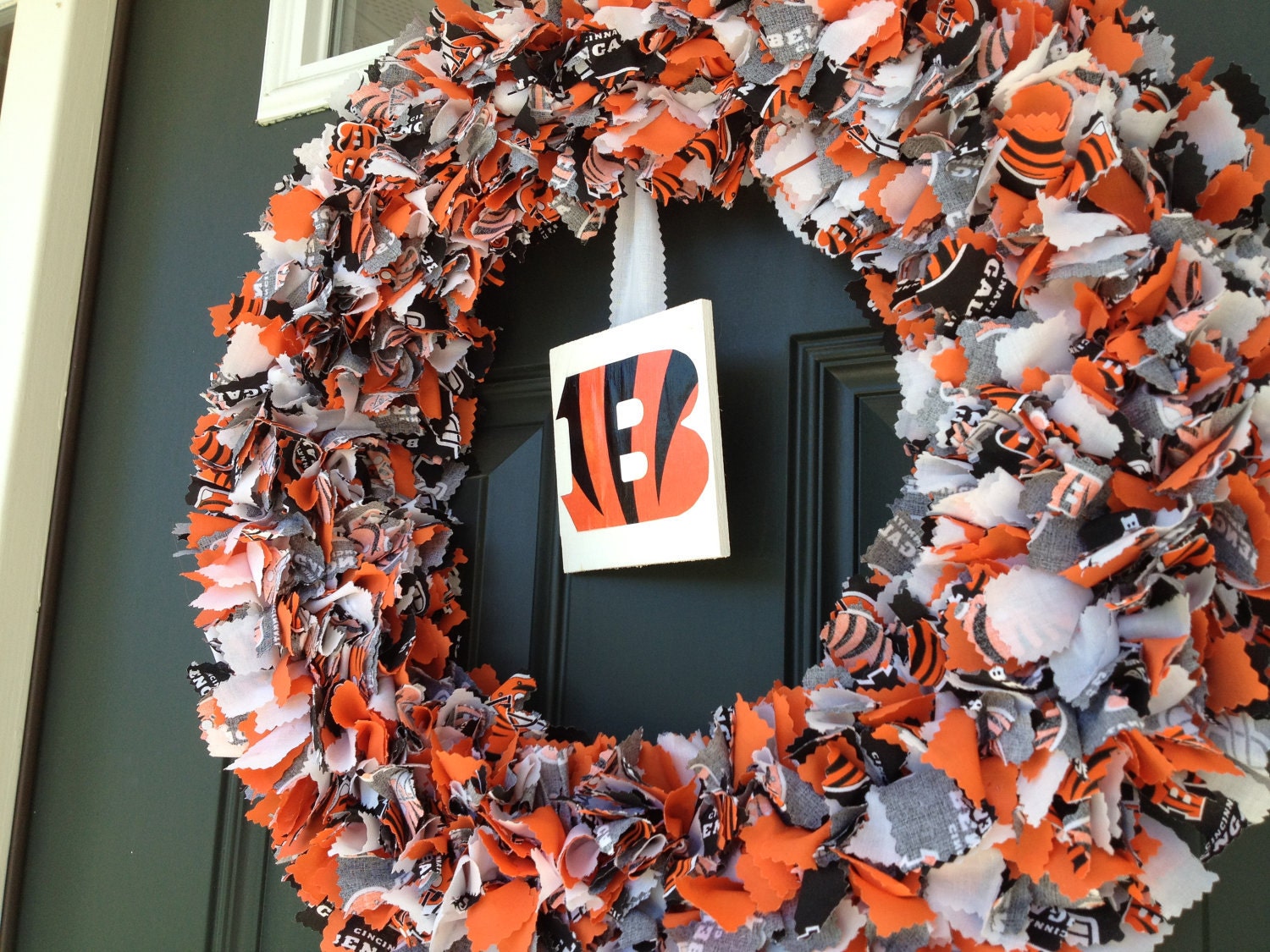 Fabric Cincinnati Bengals Wreath, Football, NFL, 20 inches