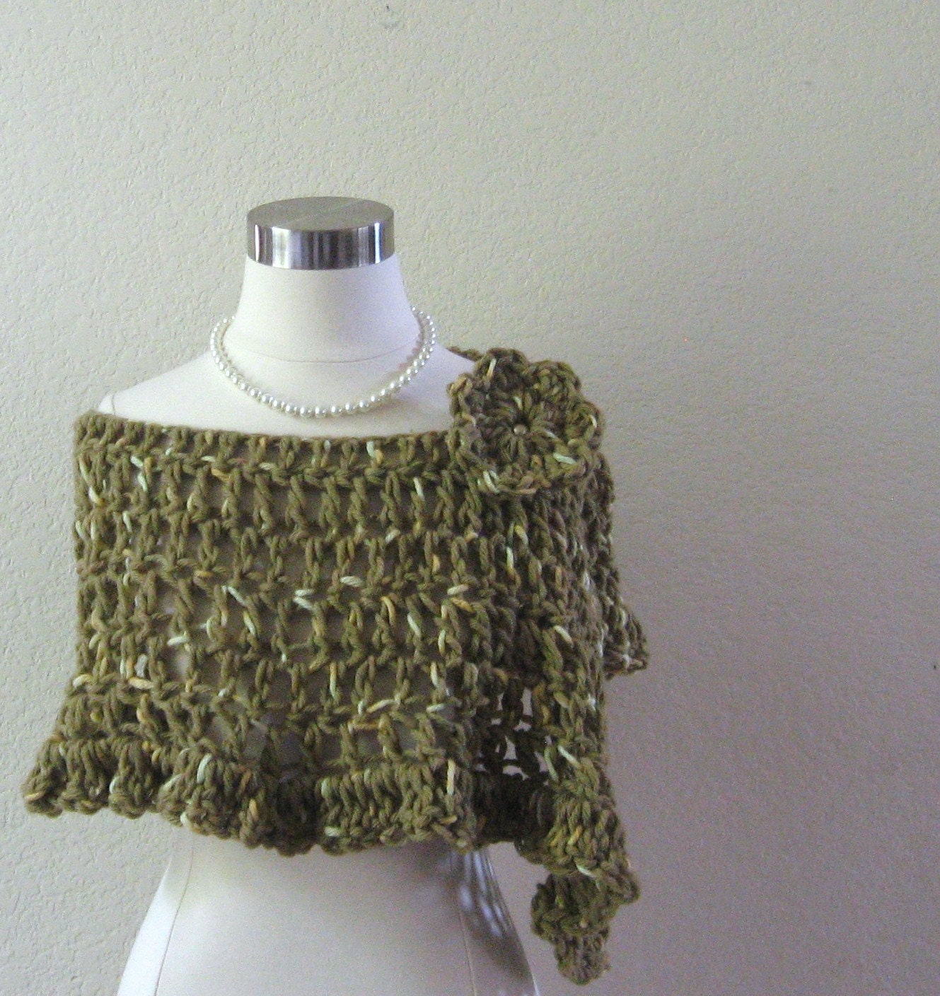 GREEN PONCHO CAPELET Crochet Fashion Flower Brooch Organic Peruvian Yarn Green Olive Modern Chic Feminine Handmade in America Fall Winter