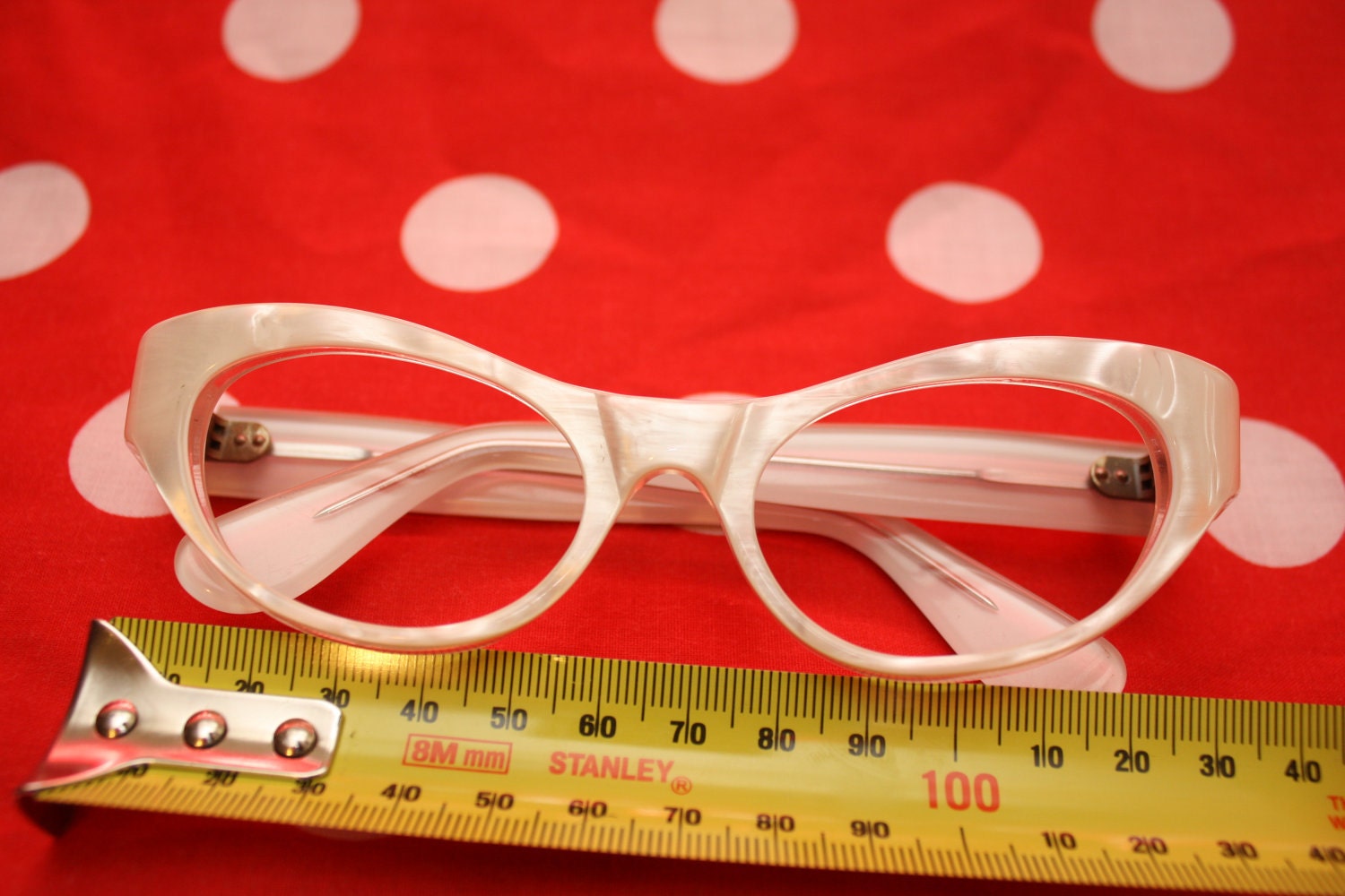 50's White Pearl Cat Eye Glasses