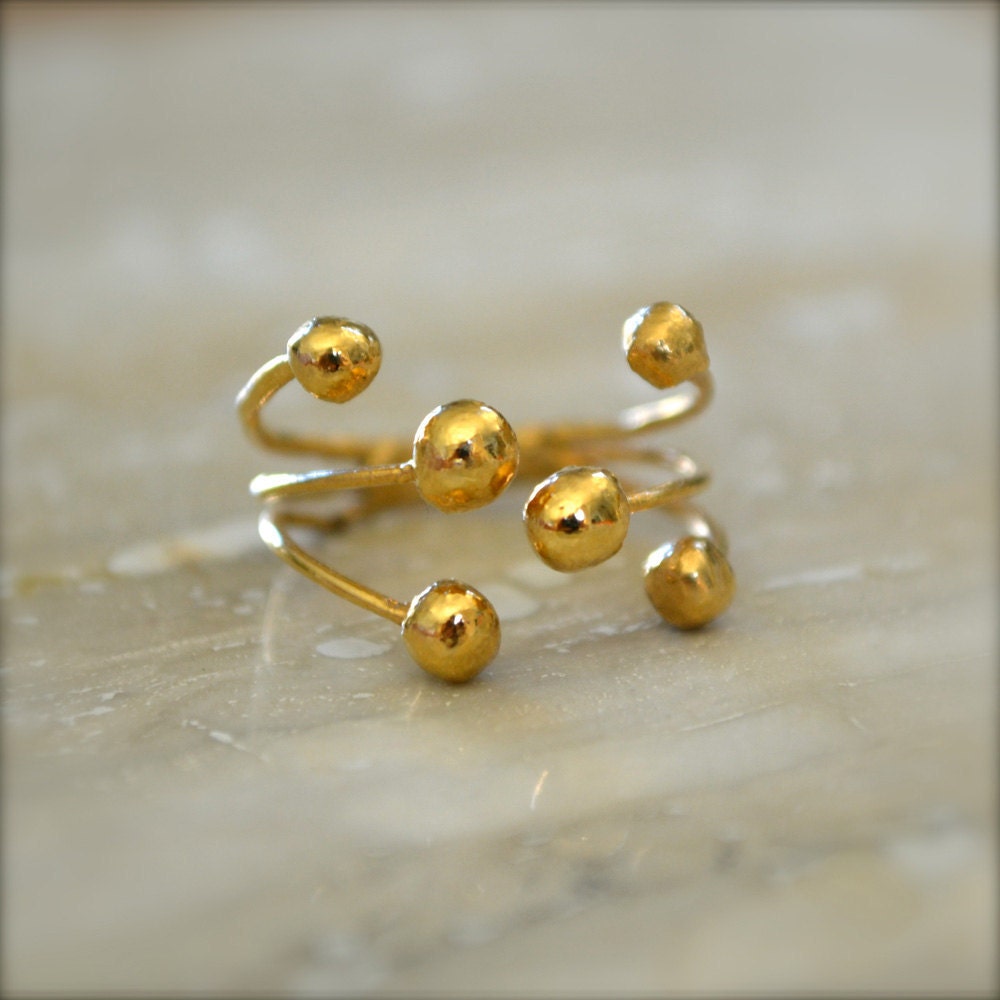 Gold Ring 6 Balls