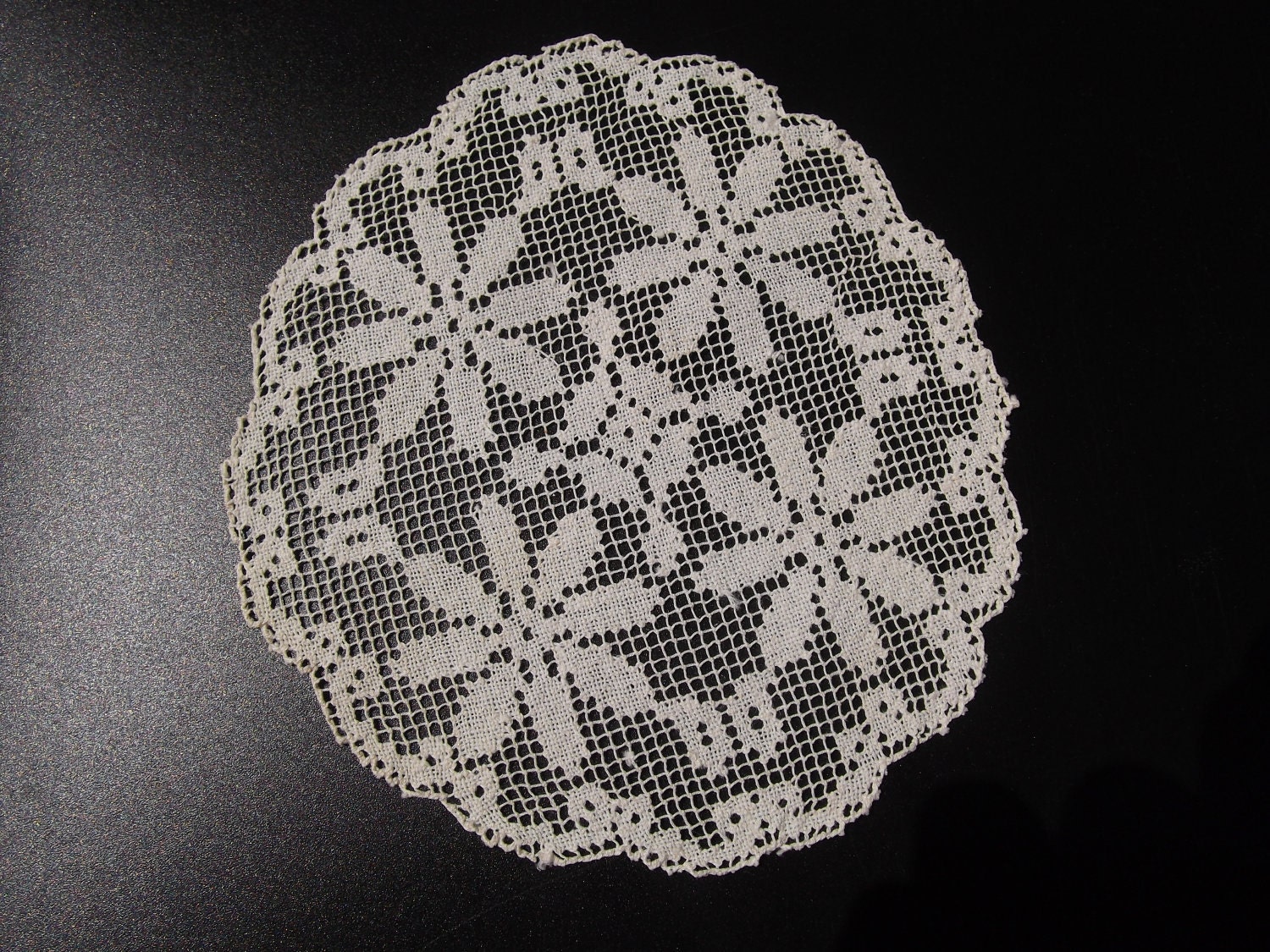 Ivory Doilies Set of Two