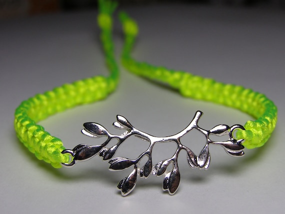 Flowery bracelet