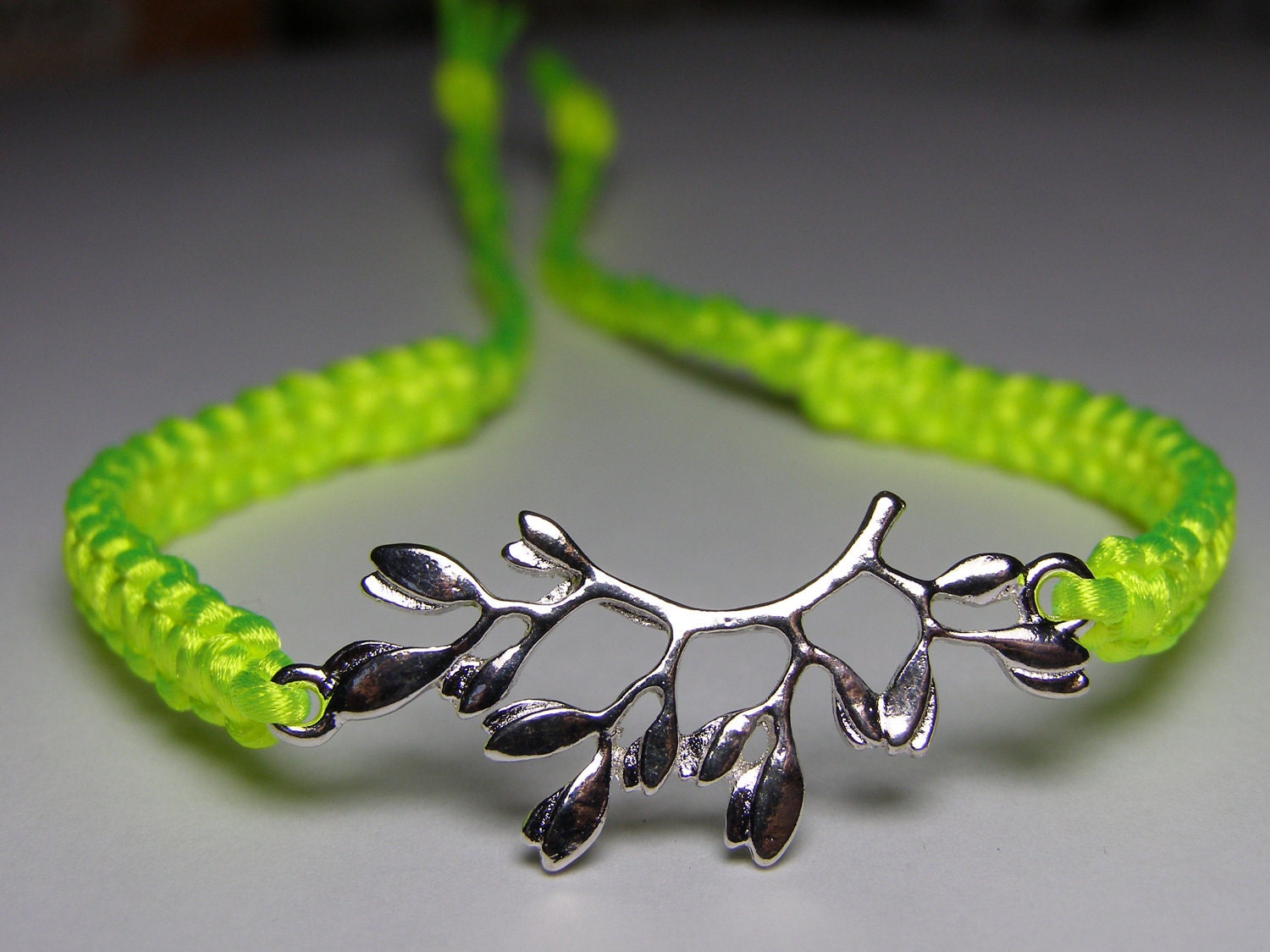 Flowery bracelet