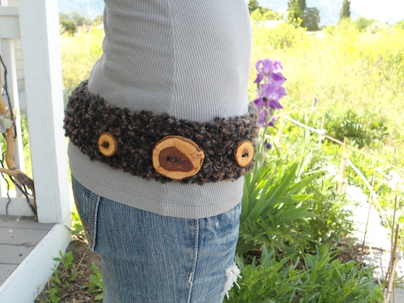 Belt with handmade wooden buttons