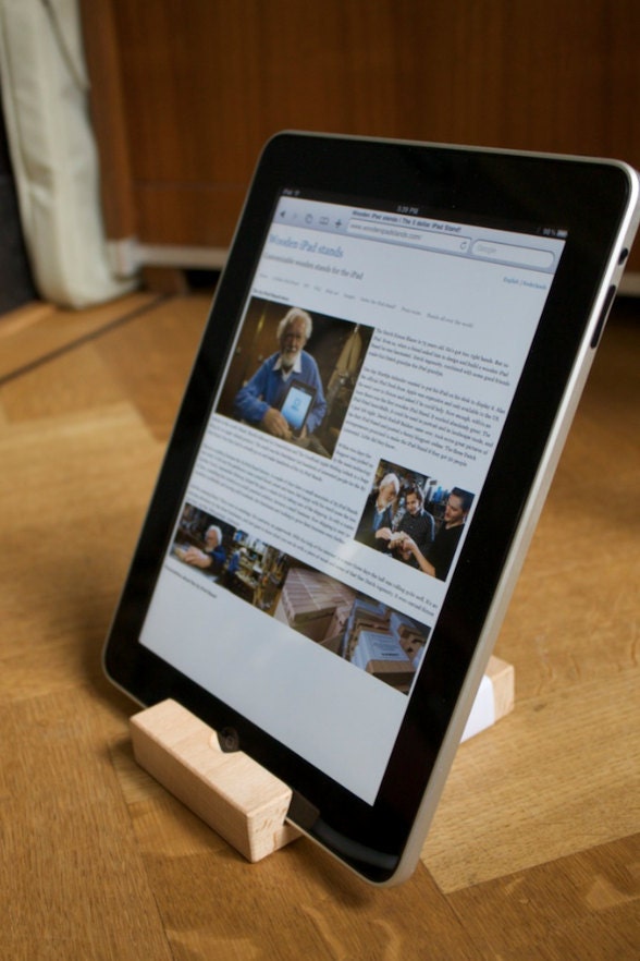 Friendly ipad stand "Do the bamboo"