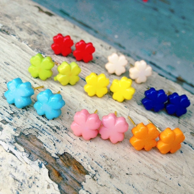 Lucky Charms Post Earrings Shamrock Vintage Plastic Rainbow Kawaii