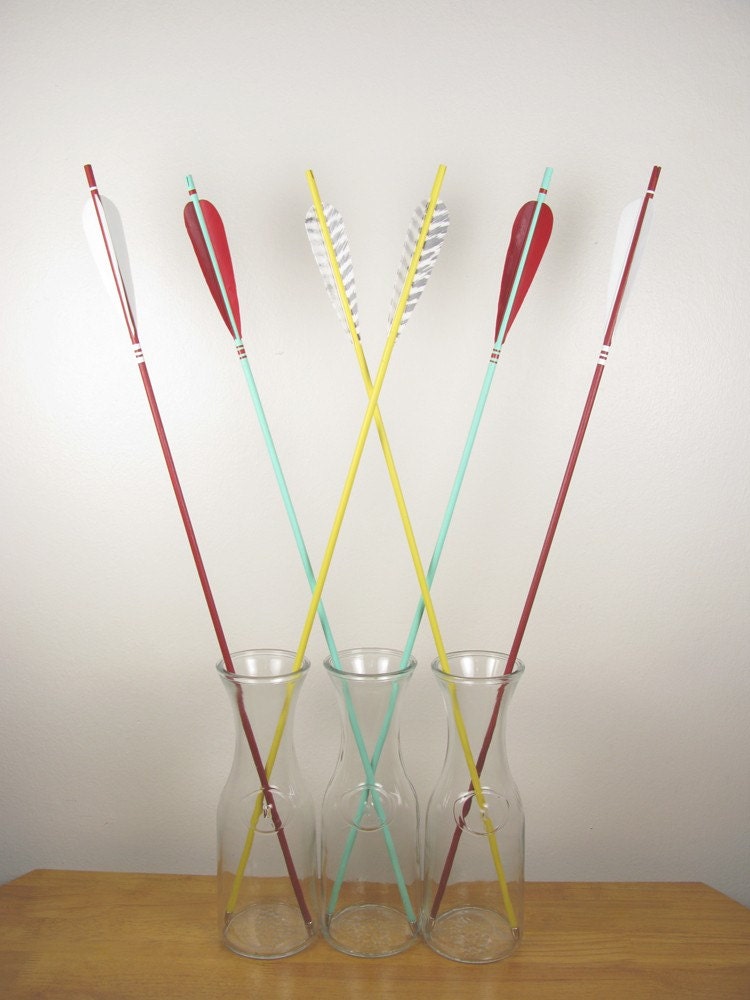 Sunset Tall Arrow Decor in Sea Green, Red and Yellow Christmas Gift