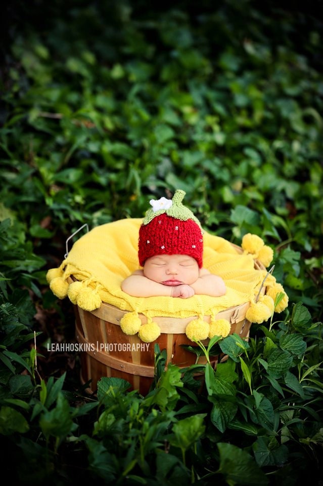 Strawberry Hat knit newborn baby girl photography prop flower fruit bonnet