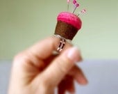 Pincushion Ring - Chocolate and Strawberry