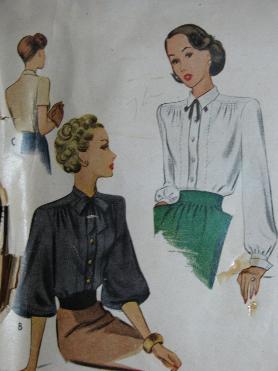McCall 6748, 1940s button front blouses