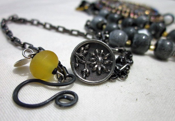 Ceramic Beaded Mixed Media Daisy Flower Necklace - Boho style necklace