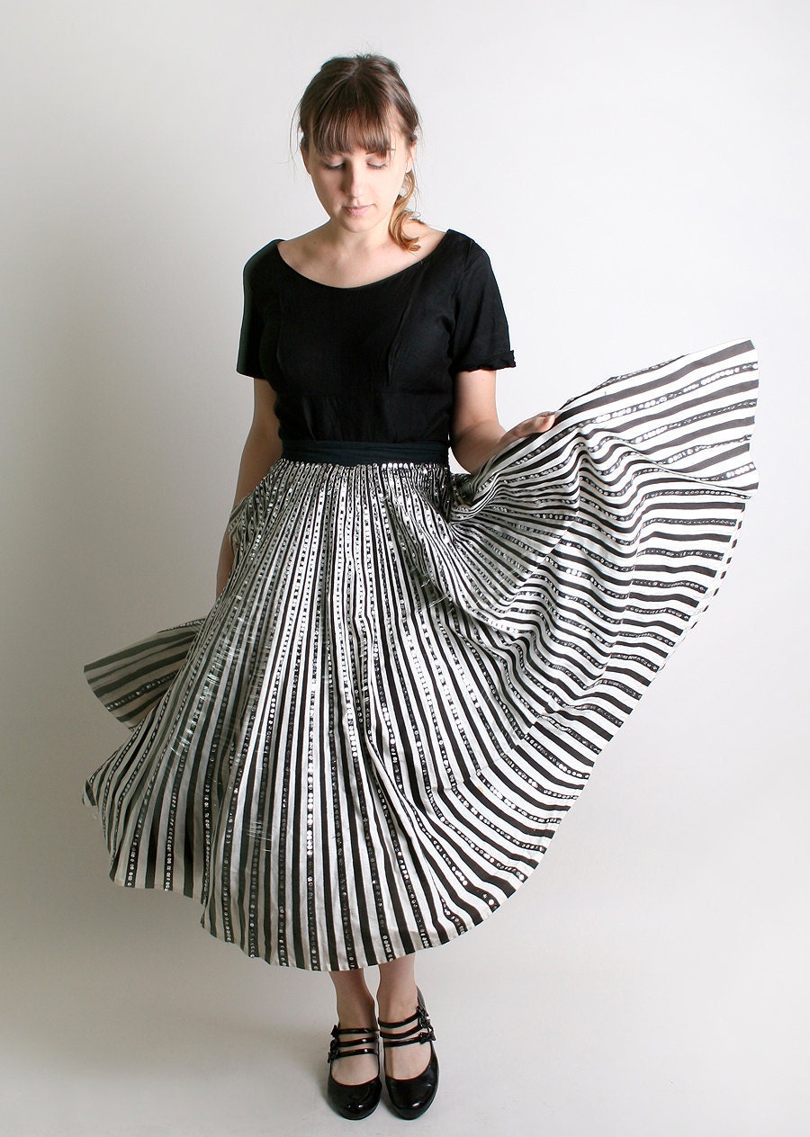 1950s Artegreen Skirt - Hand Painted Circus Striped Sequin Circle Skirt - Medium Carnival