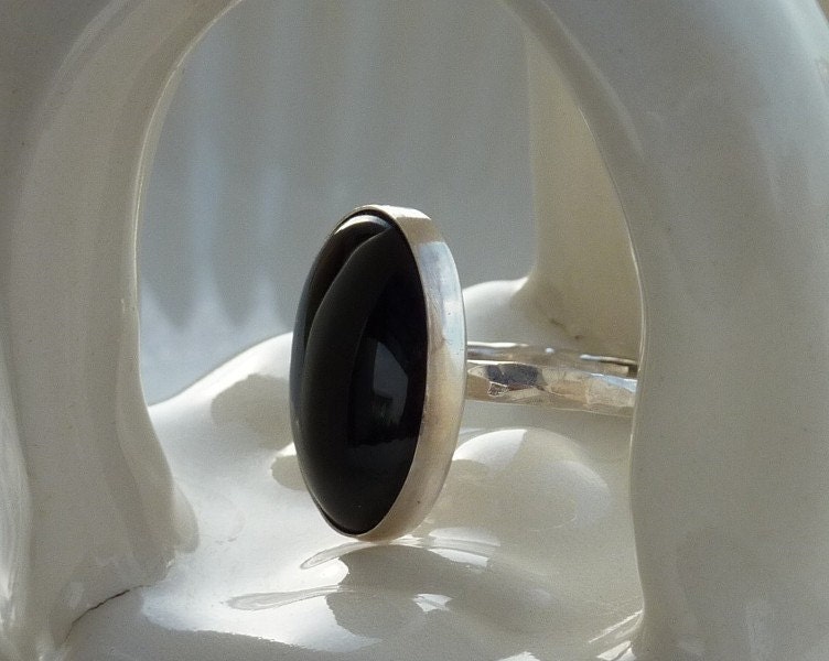 Black Onyx silver ring, Onyx Gemstone ring, cocktail ring, Sterling silver ring , Black stone ring