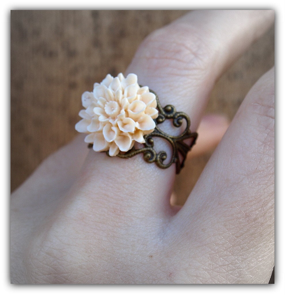 Peach Chrysanthemum Filigree Adjustable Ring