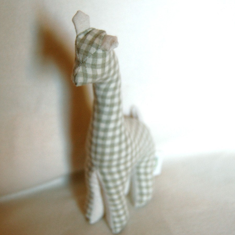 Organic Teething Giraffe - Ian