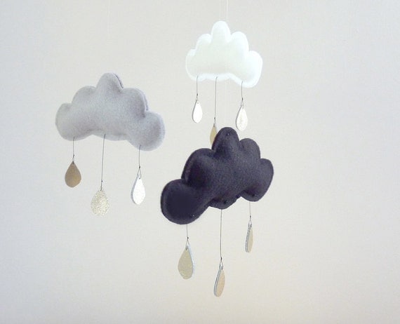 Cloud mobile for nursery "PARIS" by The Butter Flying