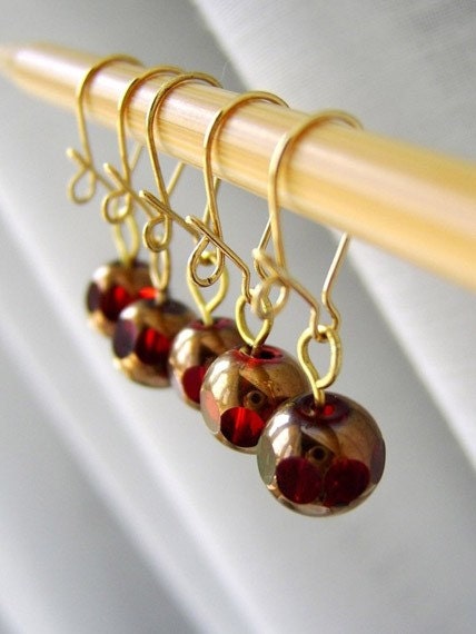 Ruby of The Heart - Twitches For Your Stitches - Five Removable Stitch Markers - 6.0 mm (US 10) (J) - Open Edition
