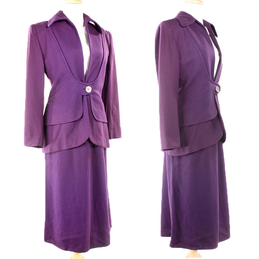 1940s Purple Plum - Vintage Walking Suit - sz Medium
