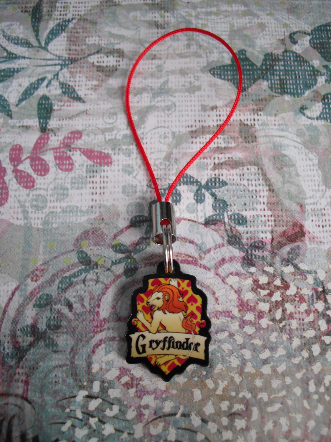 GRYFFINDOR Hogwarts House Phone Charm