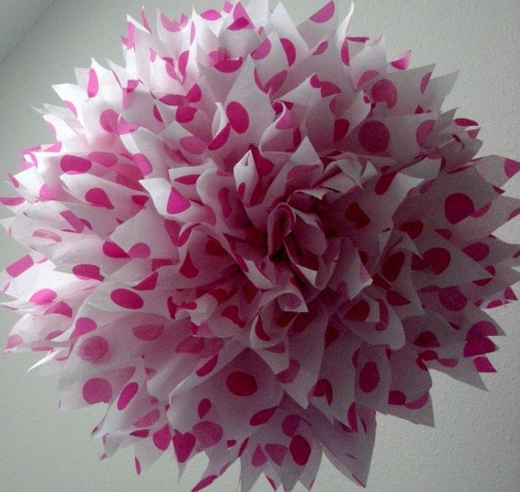 Berry Polka Dot ... 1 tissue paper pom // birthday party // bachelorette party // baby shower // party decorations Il_570xn