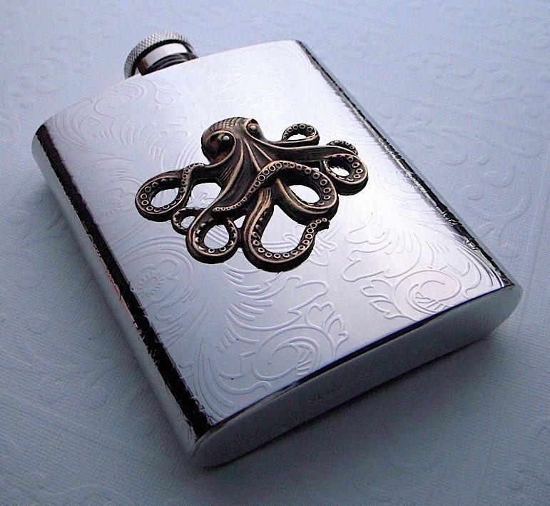 Big Octopus Flask Stainless Steel Gothic Victorian Steampunk Flask Men's Flask Large Size 8 oz Popular Vintage Inspired Original
