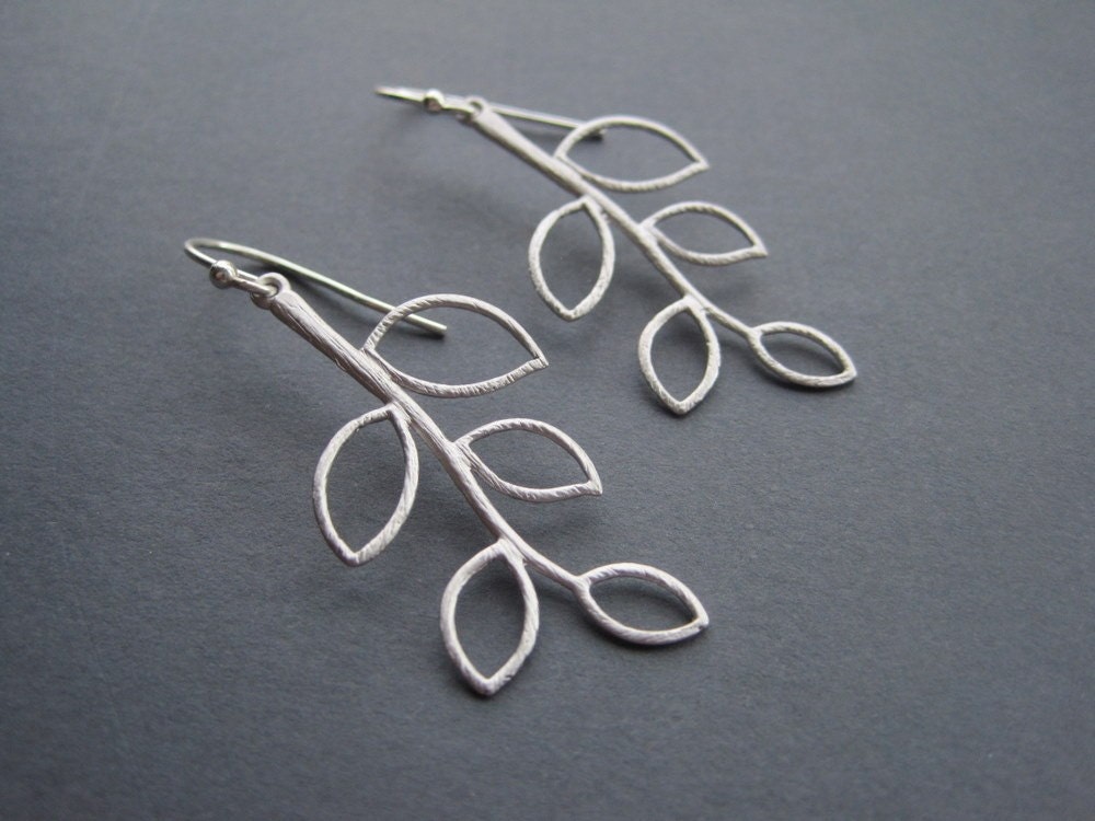 Silver Leaf Earrings - Leaf earrings - Nature Earrings
