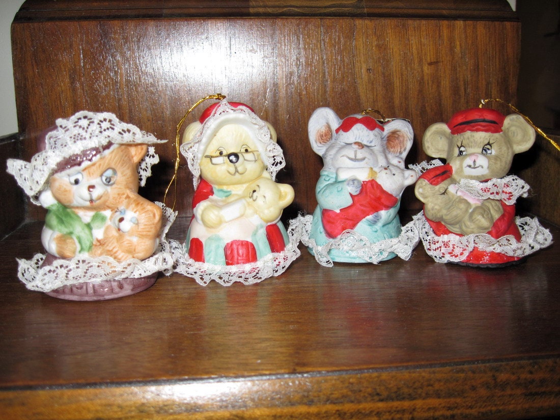 Jasco  Vintage Bisque Porcelain Chimer Caring Critter mice  Ornament Set of 4
