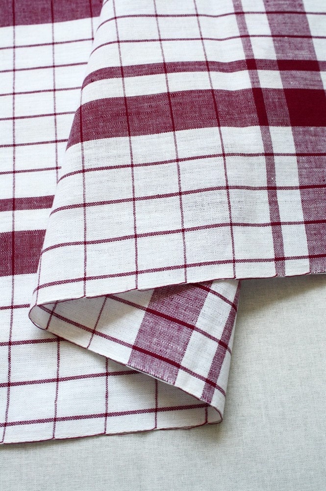 Japanese woven cotton fabric - maroon check