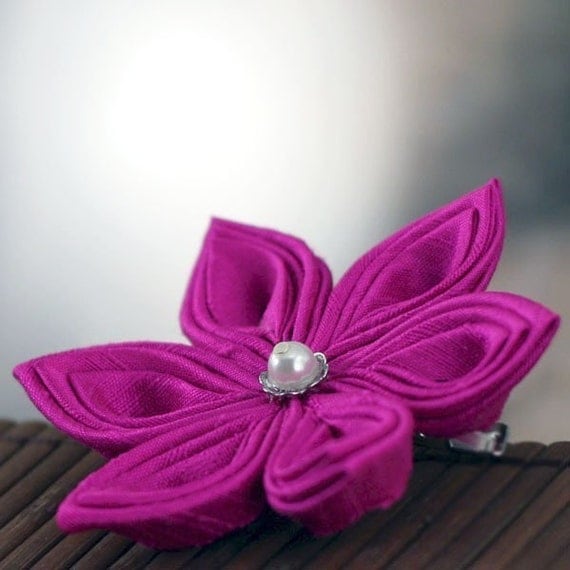 Japanese Hair Flower: Hair Clips, Pink Silk Kanzashi - Fuchsia Flower
